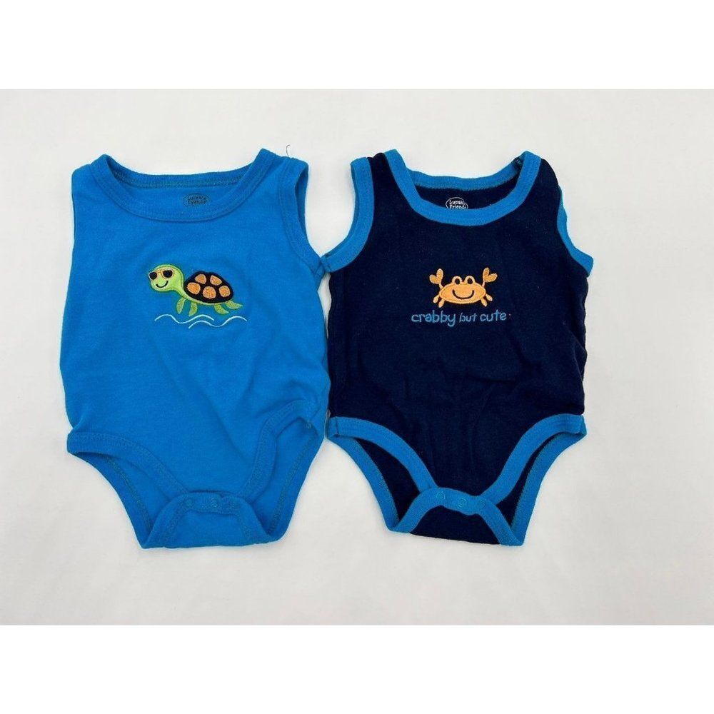 Luvable Friends Baby Cotton Sleeveless Bodysuit For Baby Boy 0 to 3 Months Used